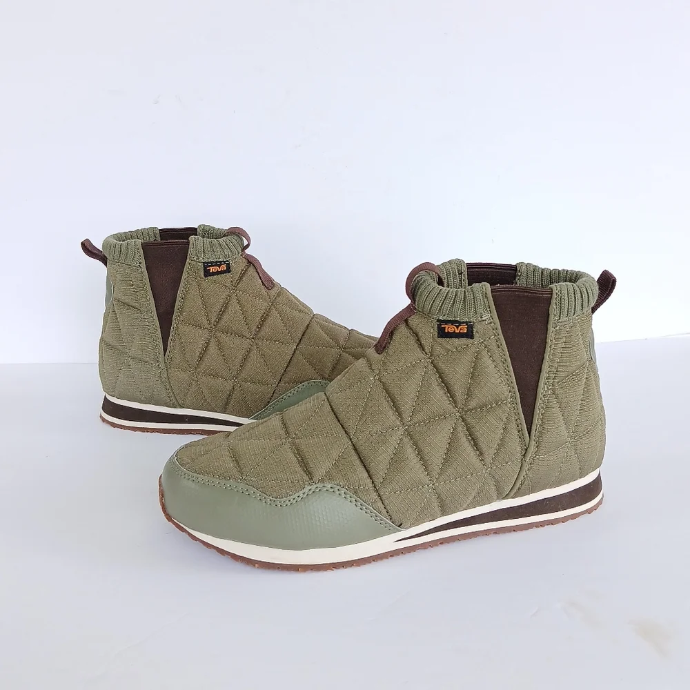Teva Reember Quilted Mid Slip On Ankle Boots - Picture 2 of 8